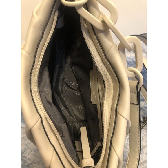 Simply Vera Vera Wang Ganesa Shoulder Bag/Crossbody - Picture 6 of 15